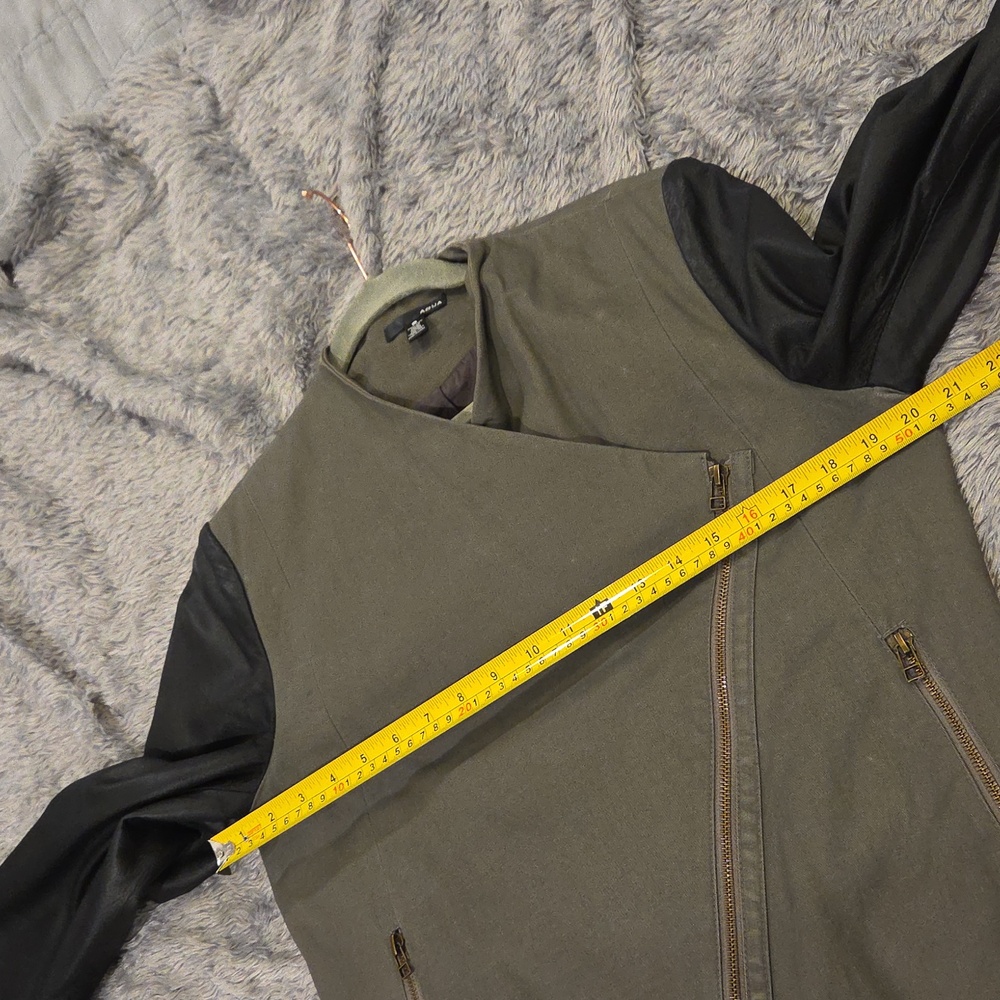 Aqua Olive Green & Black Mixed-Media Moto Jacket With Leather Sleeves  Size L! - Picture 8 of 9